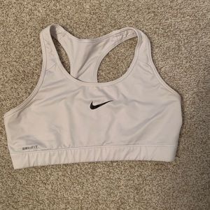 Women’s Nike Sportsbra